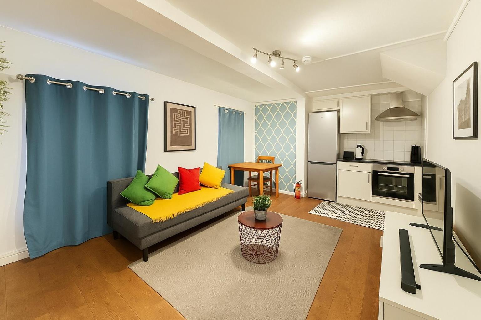 Apartment New! 2-bed In Brick Lane Free Wi-fi London